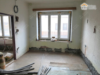 Prodej RD s garáží - Červený Kostelec - 5