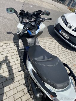 Honda Forza 125 - 5