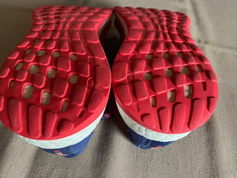 Dámská běžecká obuv Adidas PUREBOOST X - 5