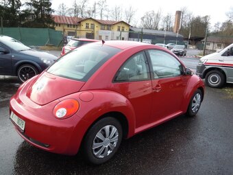 VW NewBeetle 1.4i 75koní r.v.4/2008 - 5