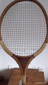 Staré dvě badmintonové pálky Artis - 5