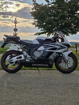 Honda cbr 1000rr - 5