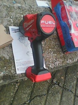 Milwaukee M18 FHIW2F12-0X – 2034 Nm rázový utahovak - 5