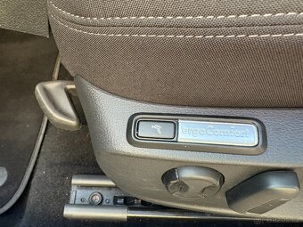 Volkswagen Passat B8 Variant 2.0 TDI 110kW DSG Facelift - 5