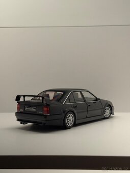 Opel Omega 3000 Solido 1:18 - 5