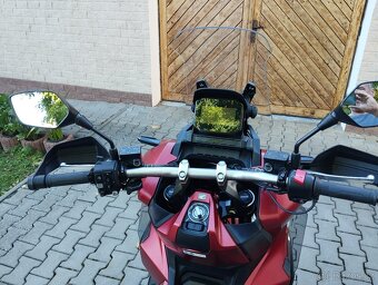 Honda ADV 350 - 5