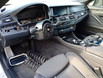 Náhradní díly z BMW F10 530xd facelift NBT, kamera,ACC - 5