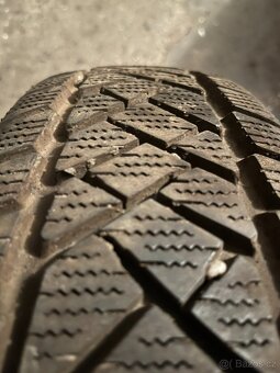 Dvě zimní pneu DUNLOP 165/70/R13 - 5