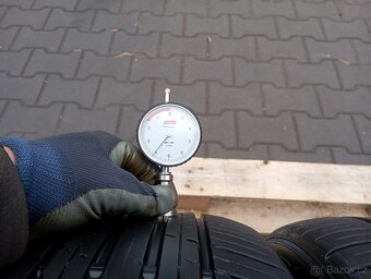 225/45/17 letní pneu falken - 5