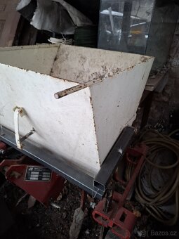 malotraktor pracovní výklopná bedna - 5