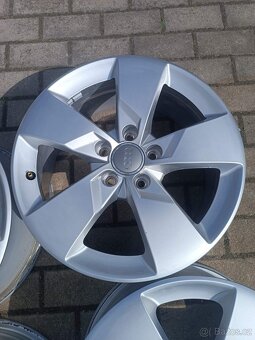 231. Originál Alu kola Audi R17 - 5