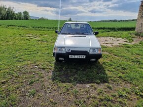 Škoda 136 Favorit 1990 - 5