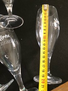 Krásné sklenice na stopce 0,3 l Vinea Frizzante - 5