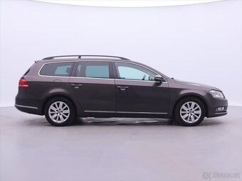 Volkswagen Passat 2,0 TDI 103kW Comfort CZ (2012) - 5