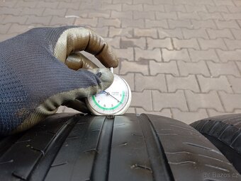 235/55/19 letní pneu continental - 5