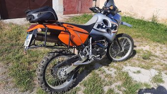 KTM LC4 640 Adventure - 5