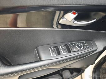 KIA SORENTO UM 2016 2.2CRDI AUTOMAT 7MIST - 5