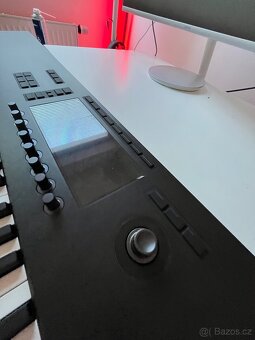 Native Instruments Komplete Kontrol S88 MK3 - 5