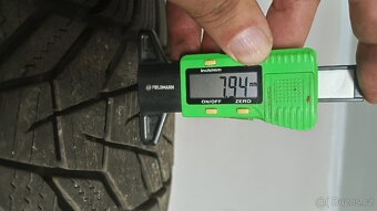 235/40/19 235/40 r19 - 5