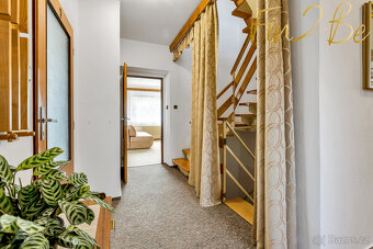 Prodej krásného domu 4+1, 253 m2 se zahradou 523 m2, Neznašo - 5