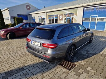Mercedes-Benz E400D All-Terrain 2022 77 tis. km DPH - 5