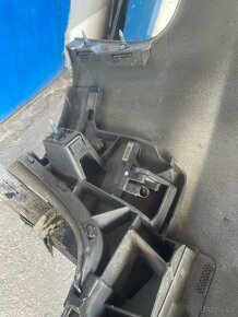Zadní nárazník Audi A6 Combi - 5