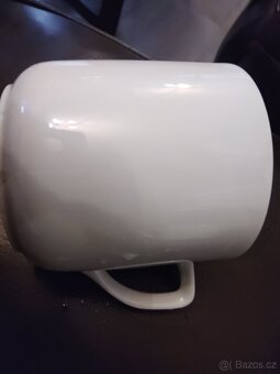 Velké bílé porcelánové hrnky - 5