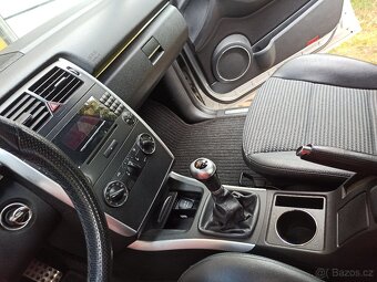 Mercedes -Benz B150 - 5