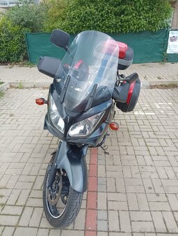Suzuki V-Strom DL-650 - 5