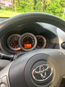 Prodám auto toyota - 5