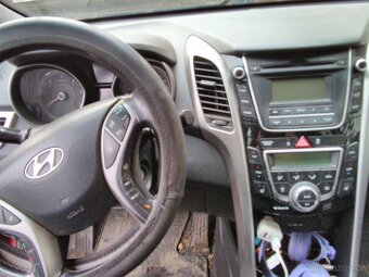 Hyundai i30 kombi - 5