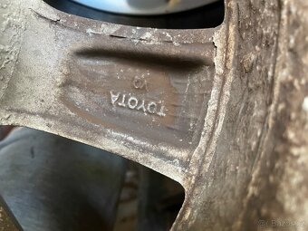 Toyota Avensis r16, 5x114,3 - 5