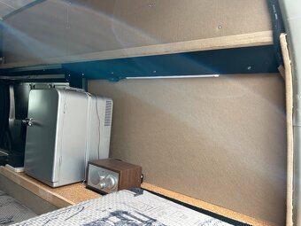 Opel Vivaro 2,5 CDTI 107kw L2H2 obytny webasto postel - 5