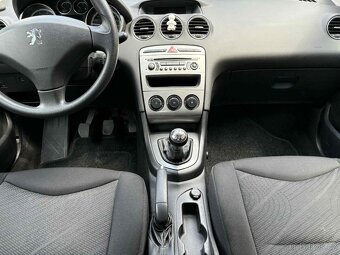 Prodám Peugeot 308 1.4i 70KW Rok 2010 - 5