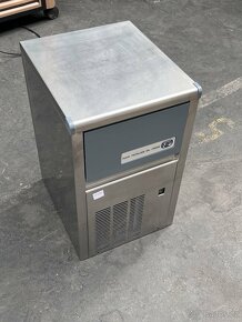 NTF SL 35W-Q Výrobník ledu. Záruka - 5