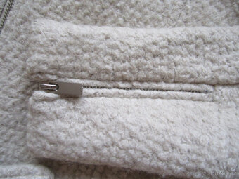 Kabát zn. HM, vel. M/38, kvalitní, 50% vlny - 5