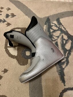 Set dětské lyže Atomic J4 + lyžáky Atomic Hawx - 5