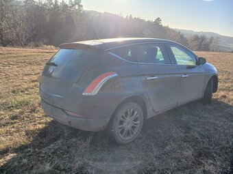 Lancia Delta 2.JTD 121kw - 5