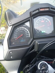 Aprilie caponord ETV1000 - 5