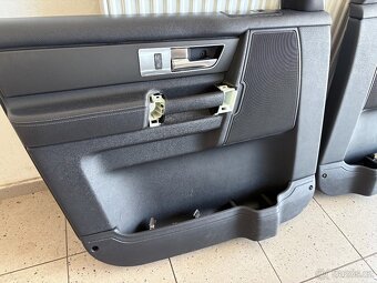 Discovery 4 obložení dveří - 5