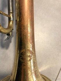 B Trumpeta Chateau USA - 5