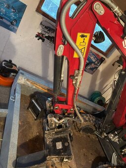Minibager Yanmar ViO12 - 5