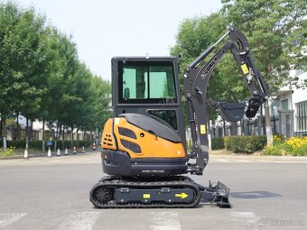Minibagr gorila G26SE l PRO CAB AKCE KUBOTA - 5