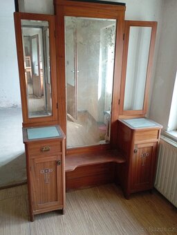 starý nábytek - 5