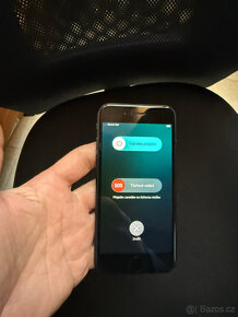 Apple iPhone SE 2020 64GB - 5