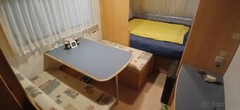 Prodám karavan caravelair. - 5