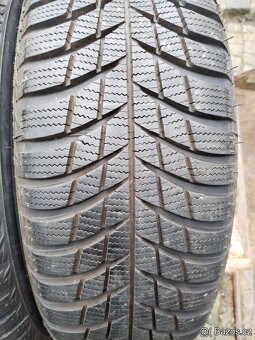 215/65/17 zimni pneu BRIDGESTONE 215/65 R17 - 5
