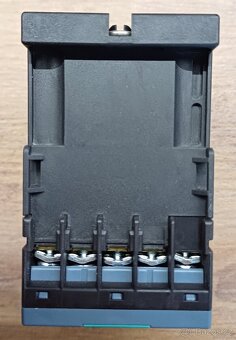Výkonový stykač Siemens 3RT2015-1BB41, AC-3, 3KW/400V, 1NO - 5