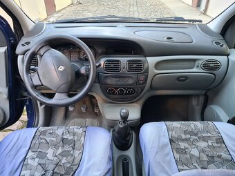 Renault Scenic 1.6 16V benzín - 5
