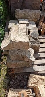 Štípaný pískovec - kvádr - 5